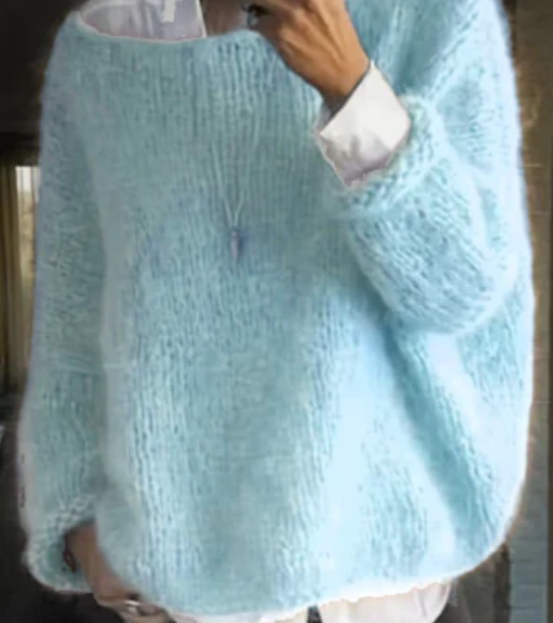Oversized knitted women's sweater | soft and cozy