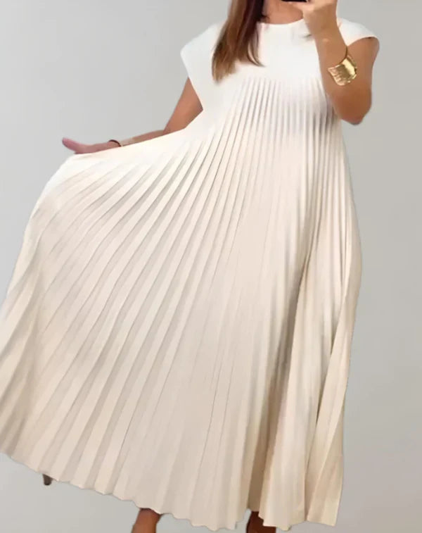 Asja - an oversized maxi dress