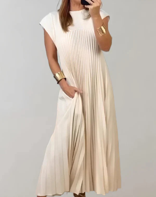 Asja - an oversized maxi dress