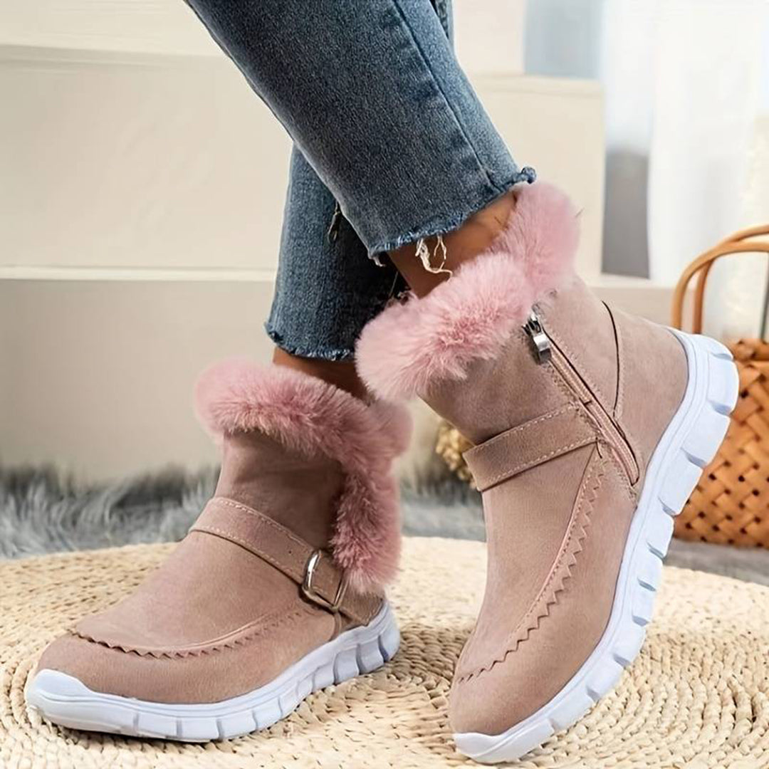 Fashionable winter boots with sporty soles - Paula