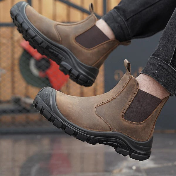 High-quality chelsea boots for men - water-repellent and non-slip