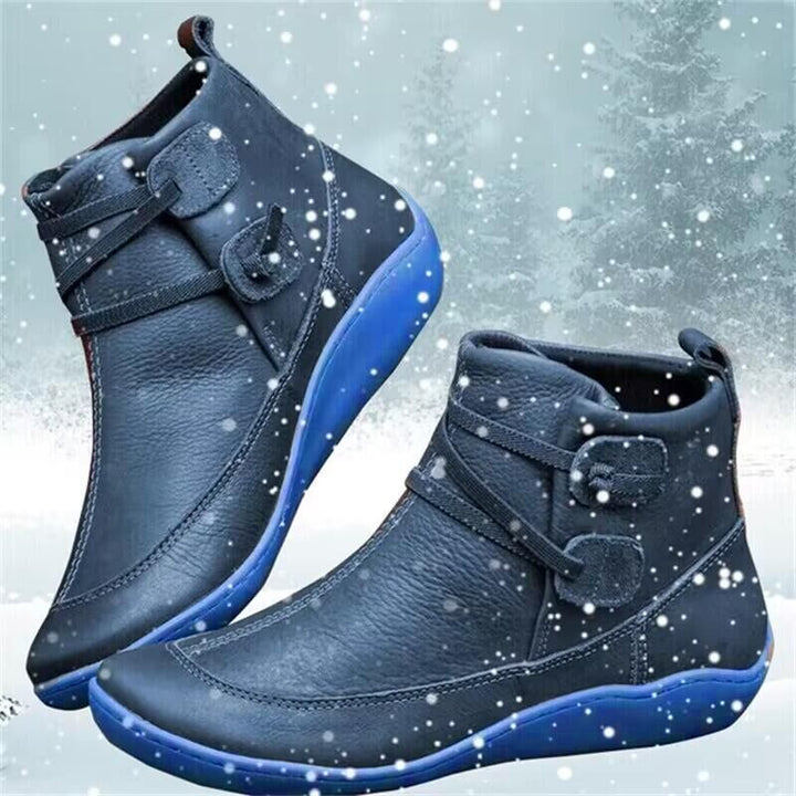 Comfortable and warm women's leather boots