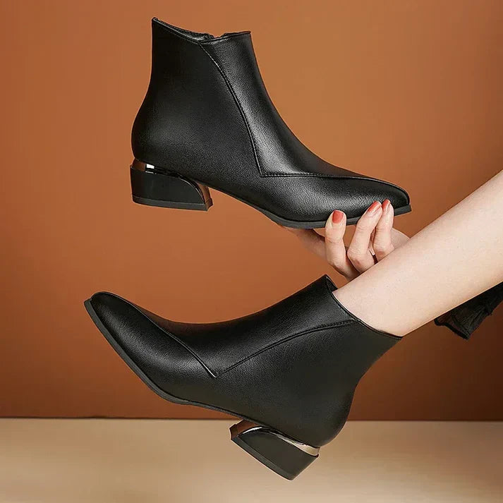 Julane - ankle boots with zipper - trendy block heel