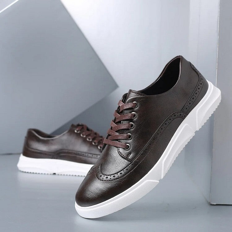 Elegant leather men's sneakers for smart-casual occasions