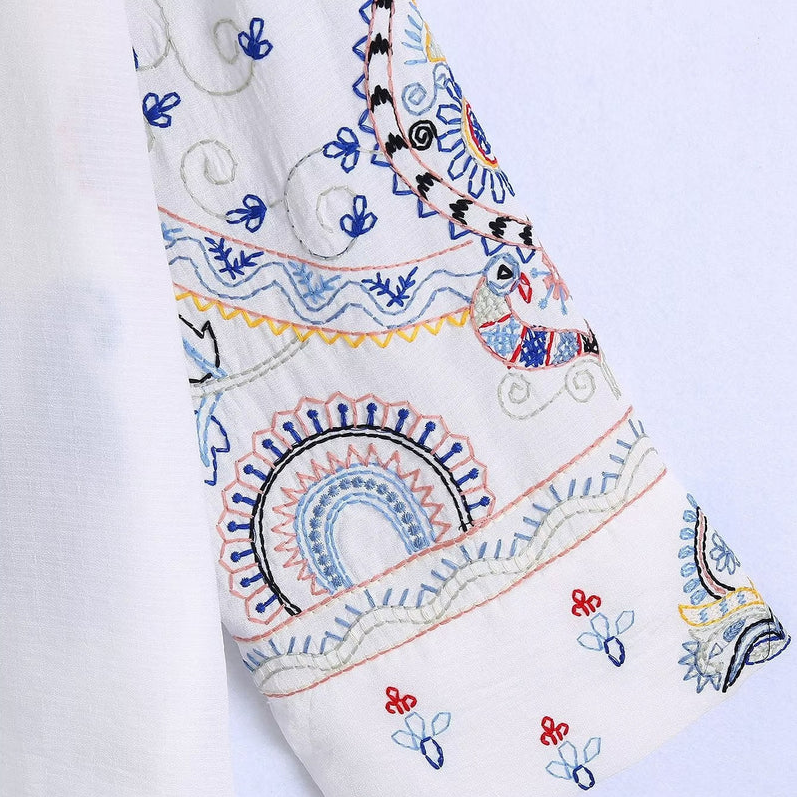 Bianca - long sleeve shirt with v-neck and embroidery