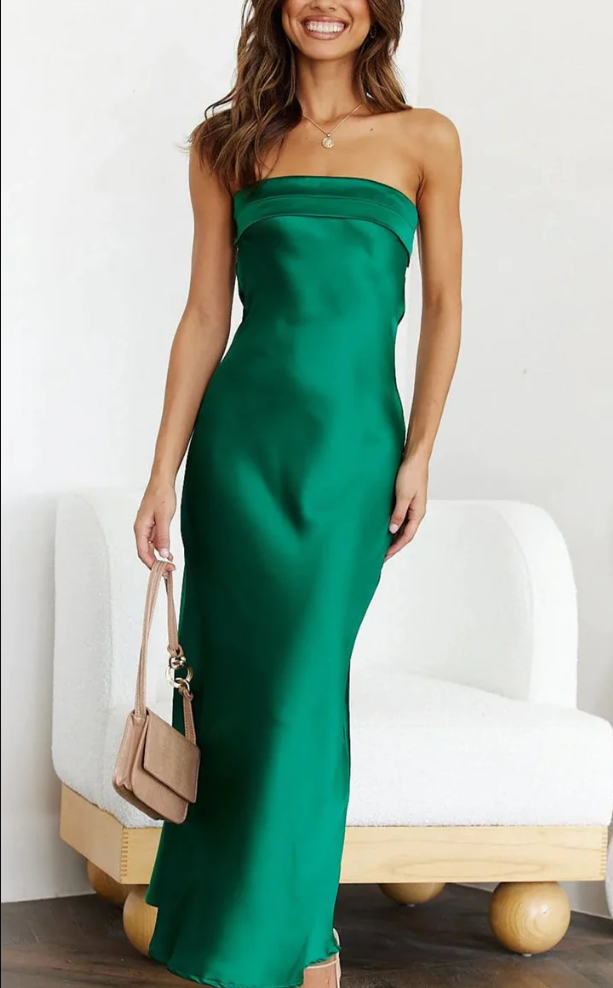 Claraa | elegant dress for special occasions