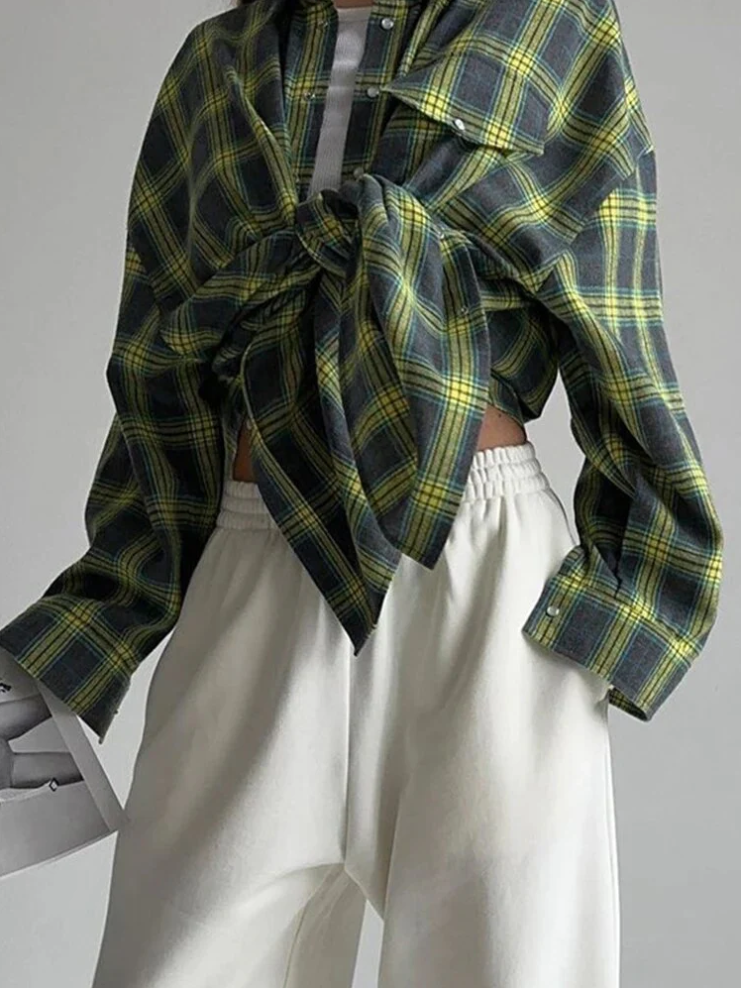 Elegant checked flannel shirt for women