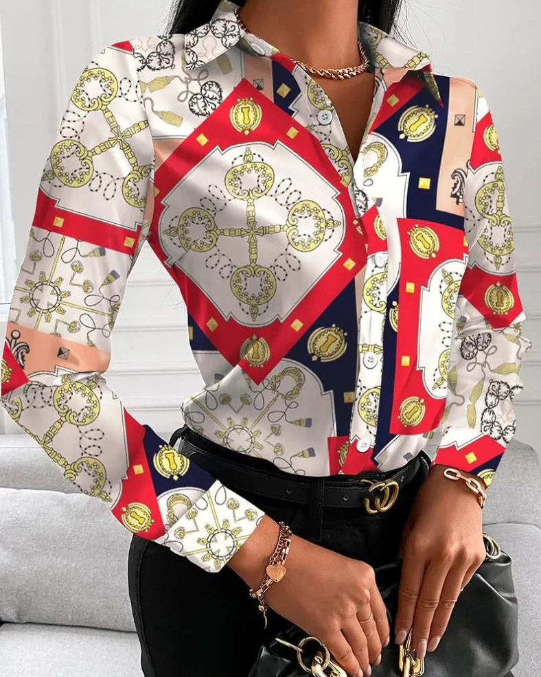 Retro-inspired blouse with timeless elegance for women