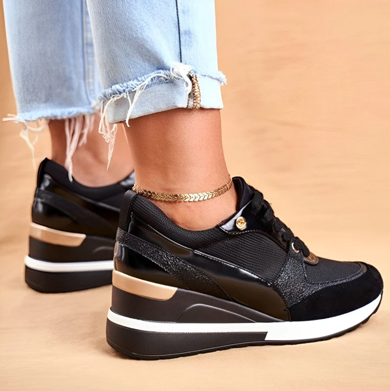 Amelia - wedge sneakers with sporty lace-up closure