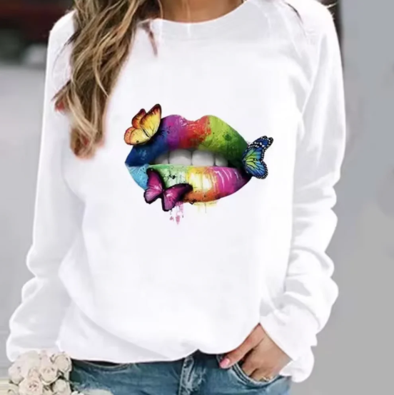 Halia - cotton jumper with lip print