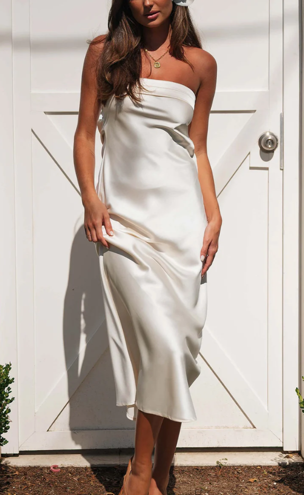 Claraa | elegant dress for special occasions