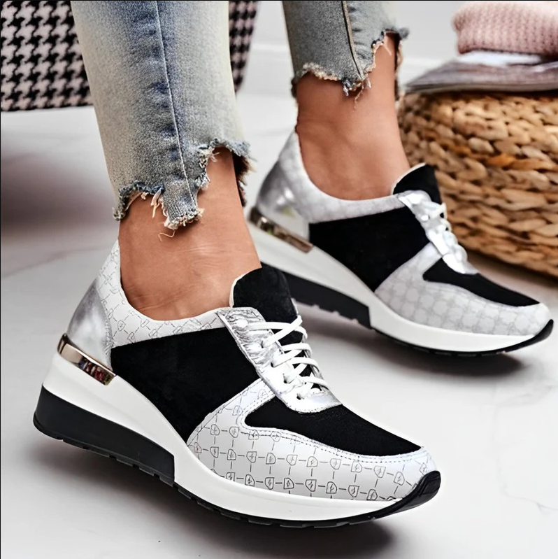 Amelia - wedge sneakers with sporty lace-up closure