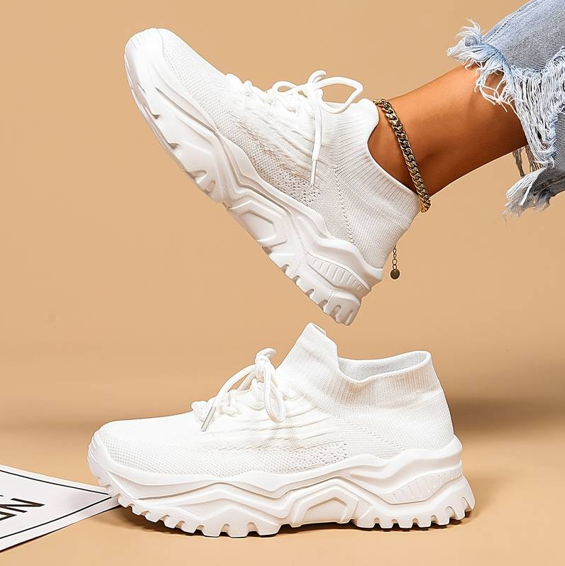 Casual trainers with extra foot support for women