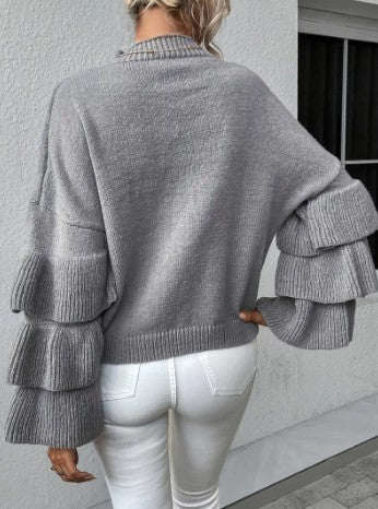 Lauri – stylish knitted sweater with layers and bell sleeves