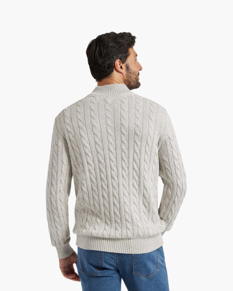 Casual knitted men's sweater with half zip