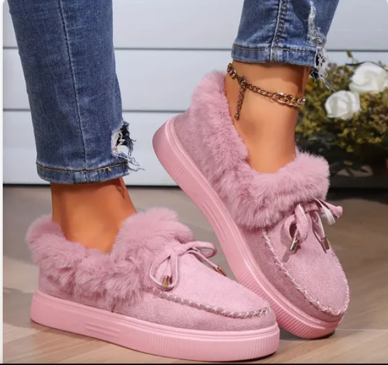 Liora-enhance-every-moment-with-cozy-elegance