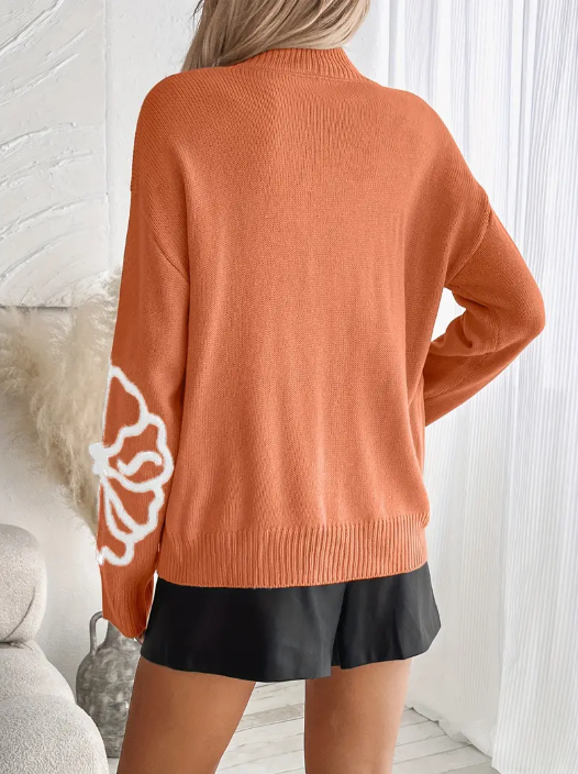 Kelsey - knitted jumper with floral embroidery