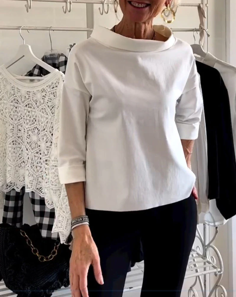 Casual top with plain lapel
