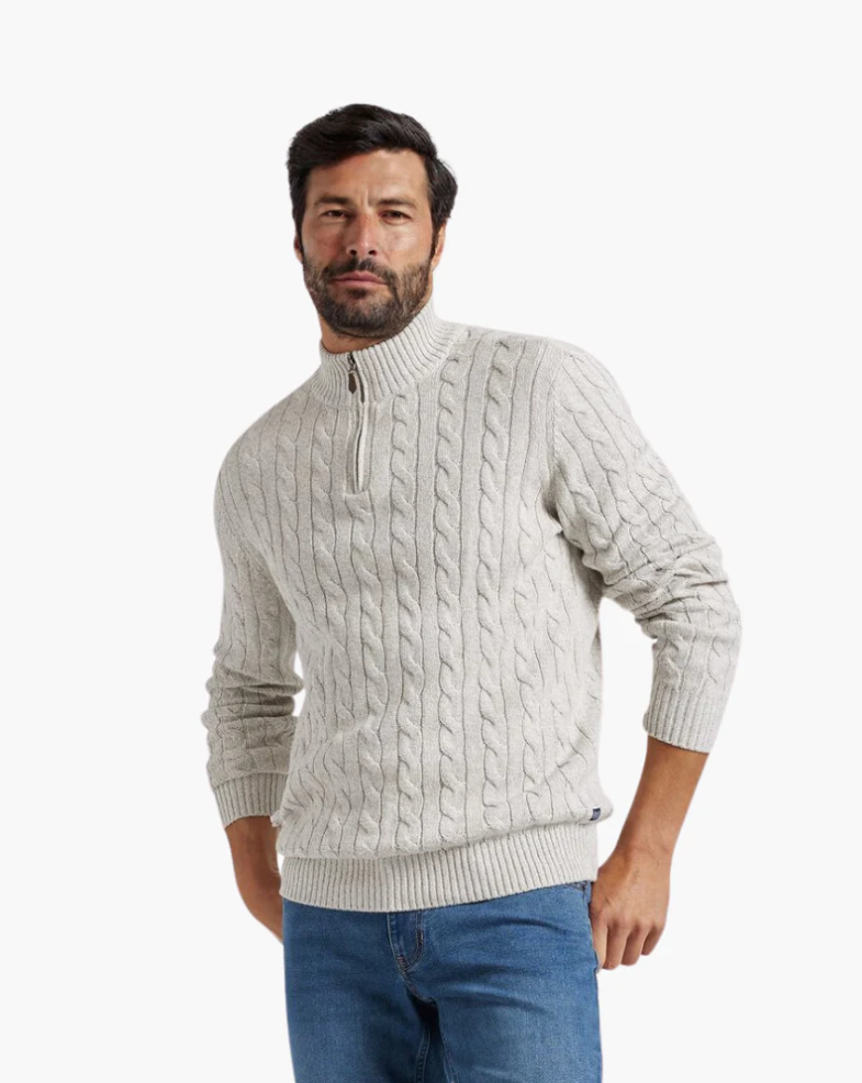 Casual knitted men's sweater with half zip