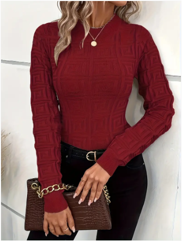 Holga – elegant knitted top with pattern