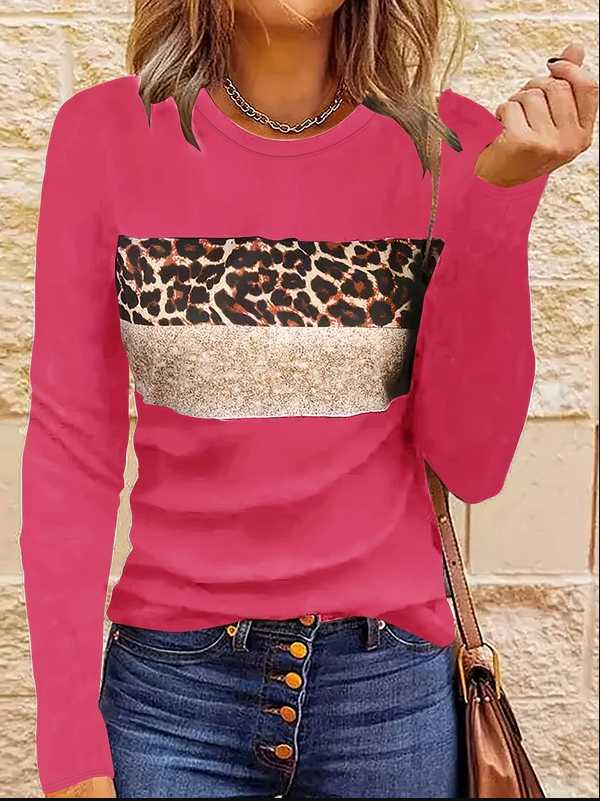 Emmi - the chic long-sleeved shirt with leopard print
