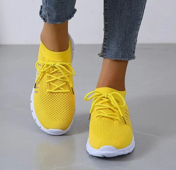 Breathable ergonomic shoes for autumn and winter weather