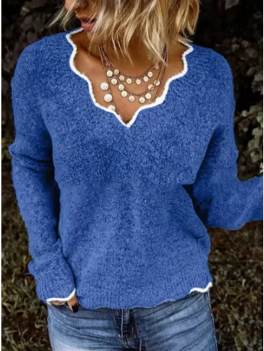 Jeza - stylish knitted jumper with V-neckline