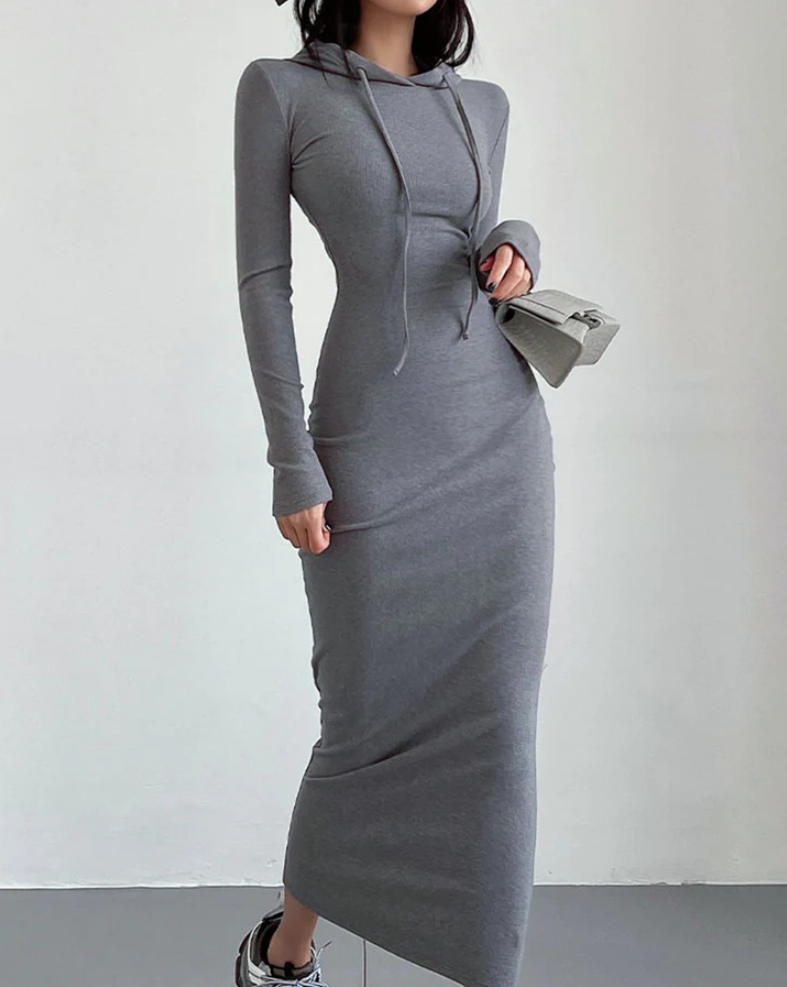 Disa | comfortable women's autumn dress with hood and kangaroo pocket