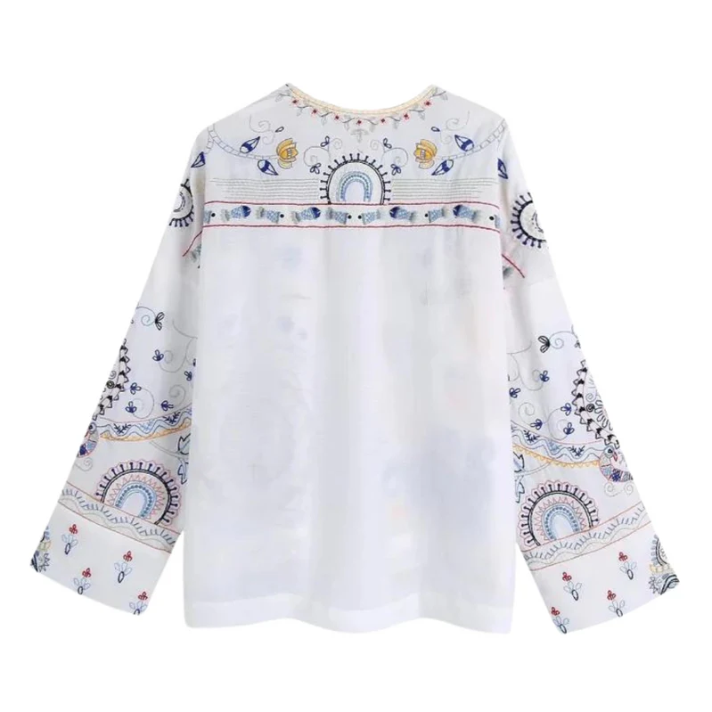 Bianca - long sleeve shirt with v-neck and embroidery