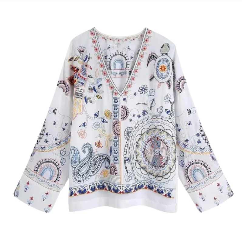 Bianca - long sleeve shirt with v-neck and embroidery