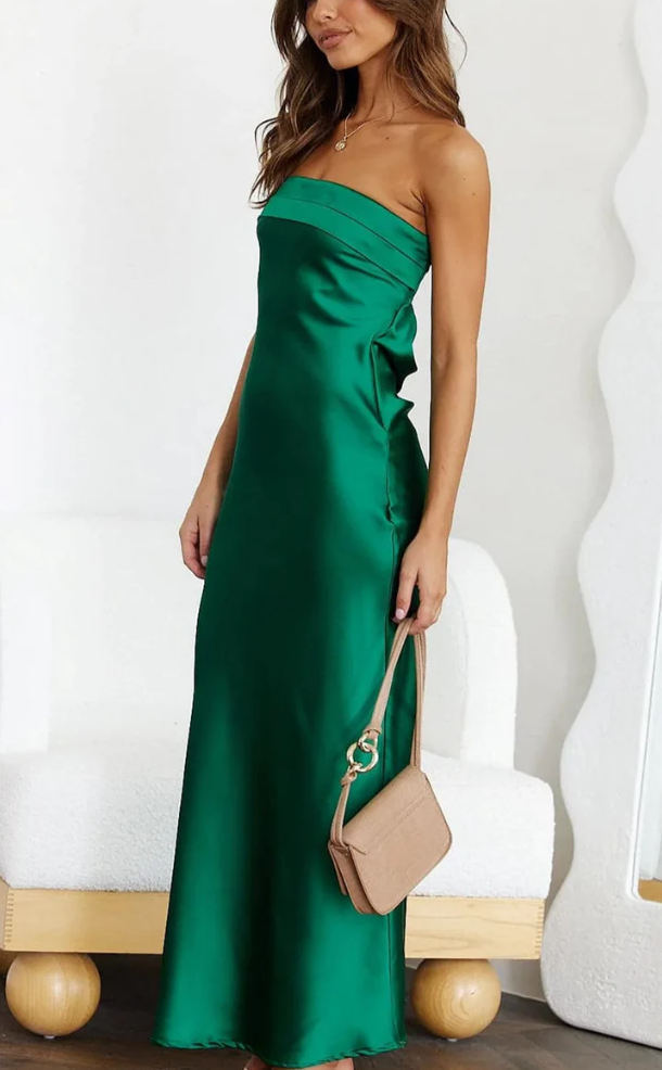 Claraa | elegant dress for special occasions