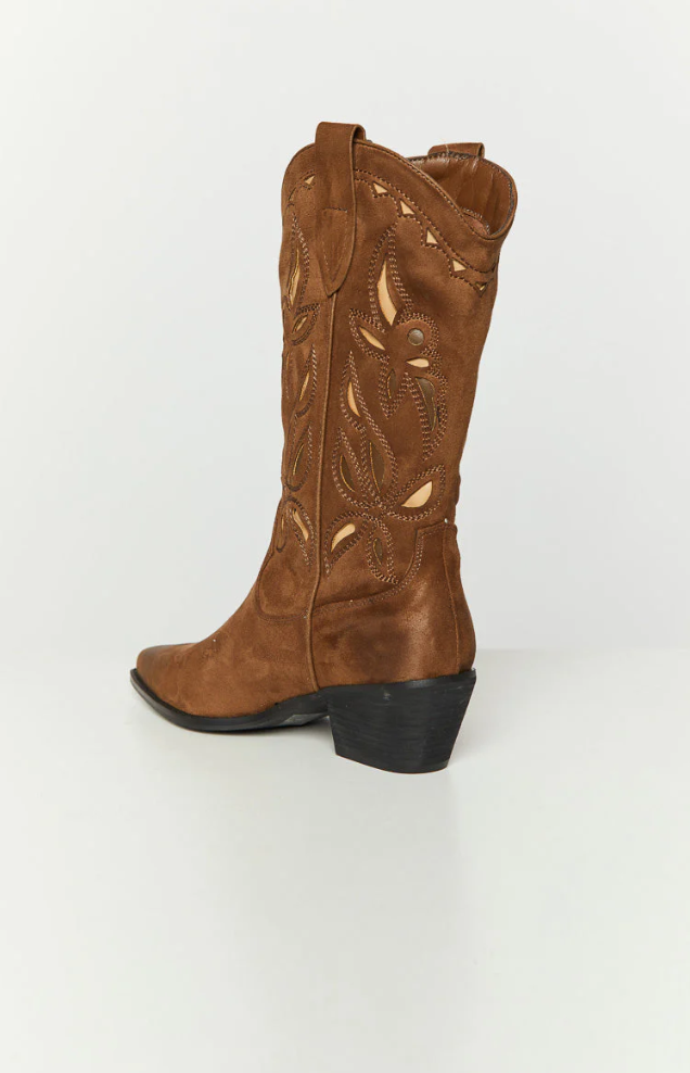 Embroidered leather cowboy boots for women