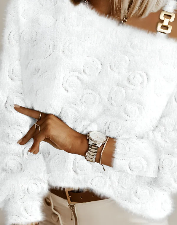 Micaela - playful floral top with cold shoulders