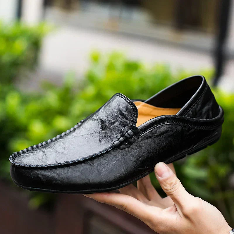 Men's shoes made of genuine Italian leather