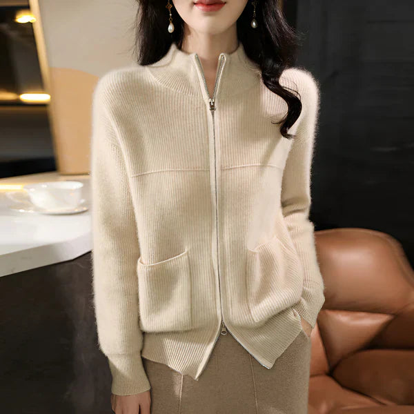 Norberta - gcozy and stylish wool cardigan