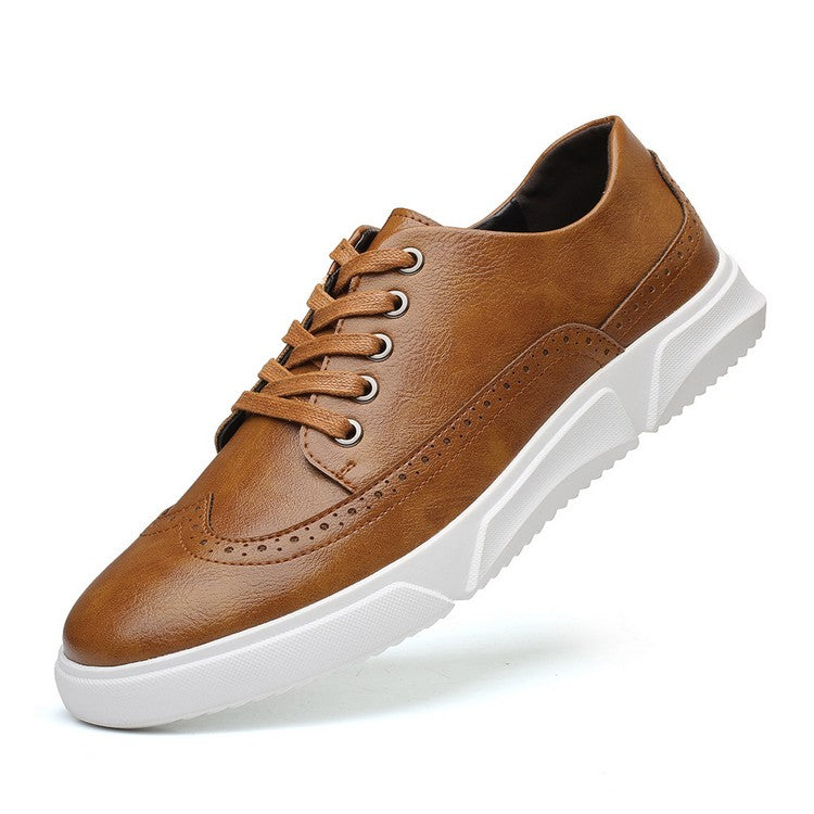 Elegant leather men's sneakers for smart-casual occasions