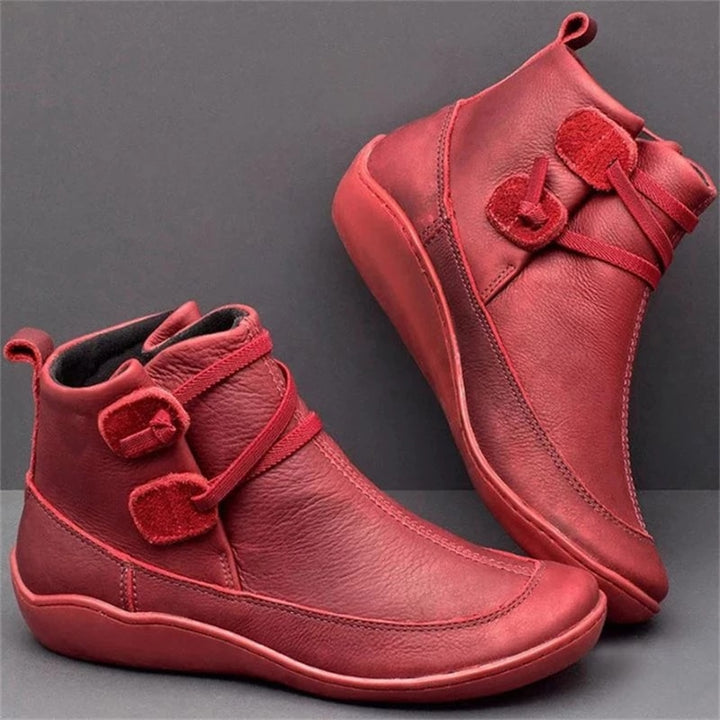Comfortable and warm women's leather boots