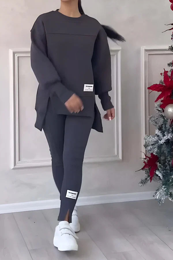 Sylvia - comfortable and stylish 2-piece sports suit