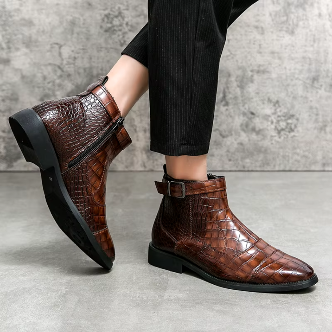 Elegant leather chelsea boots for men