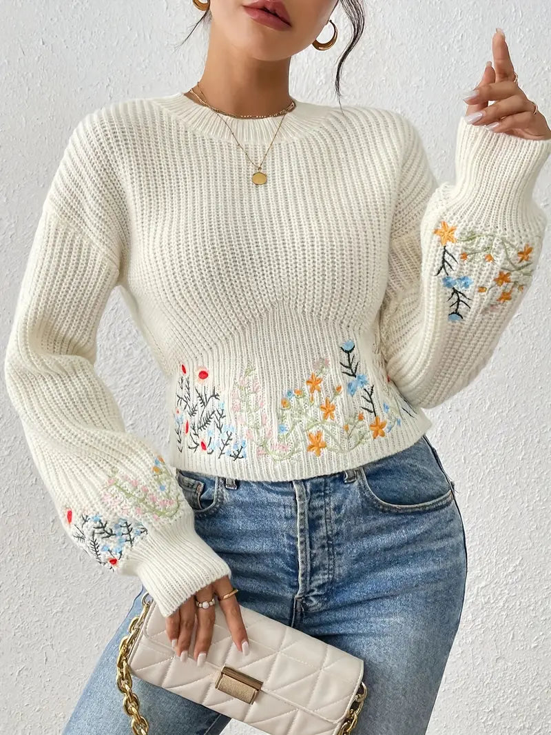 Leyla - knitted sweater with floral embroidery