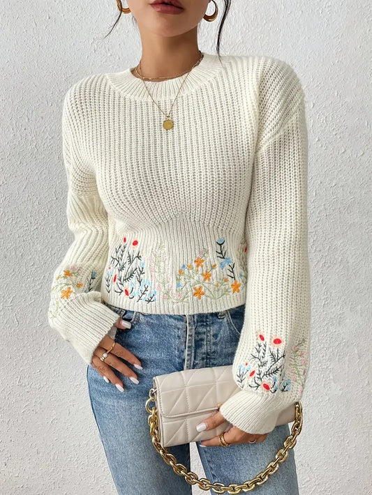 Leyla - knitted sweater with floral embroidery