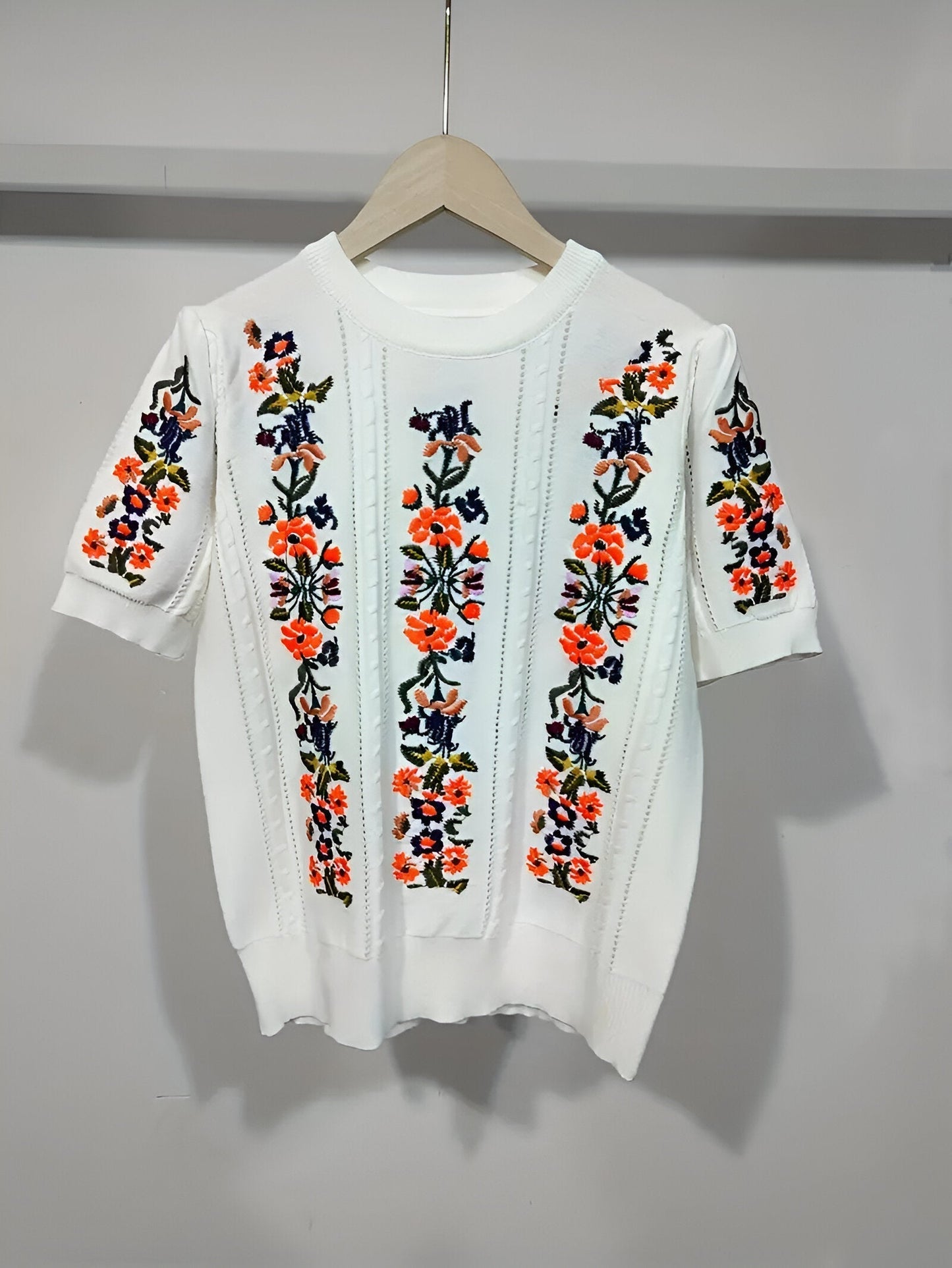 Nadette | fresh floral top with short sleeves