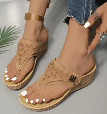 Sandania - women's clip-toe wedge sandals in pu leather