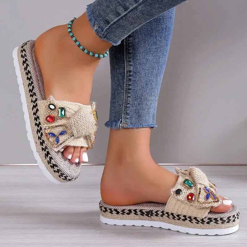 Women's platform sandals with stones
