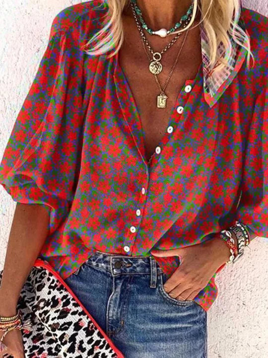 Magdalena - floral top with vintage buttons