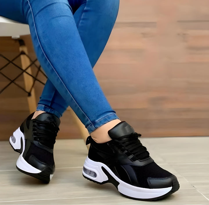 Cozy ergonomic women's sneakers